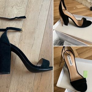Steve Madden “Carrson” heels